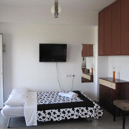 Daniel Studios Kallithea  Luaran gambar