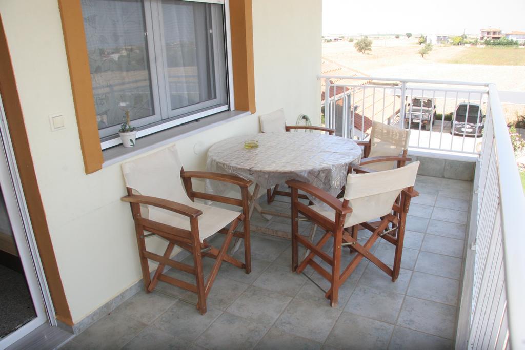 Daniel Studios Kallithea  Luaran gambar
