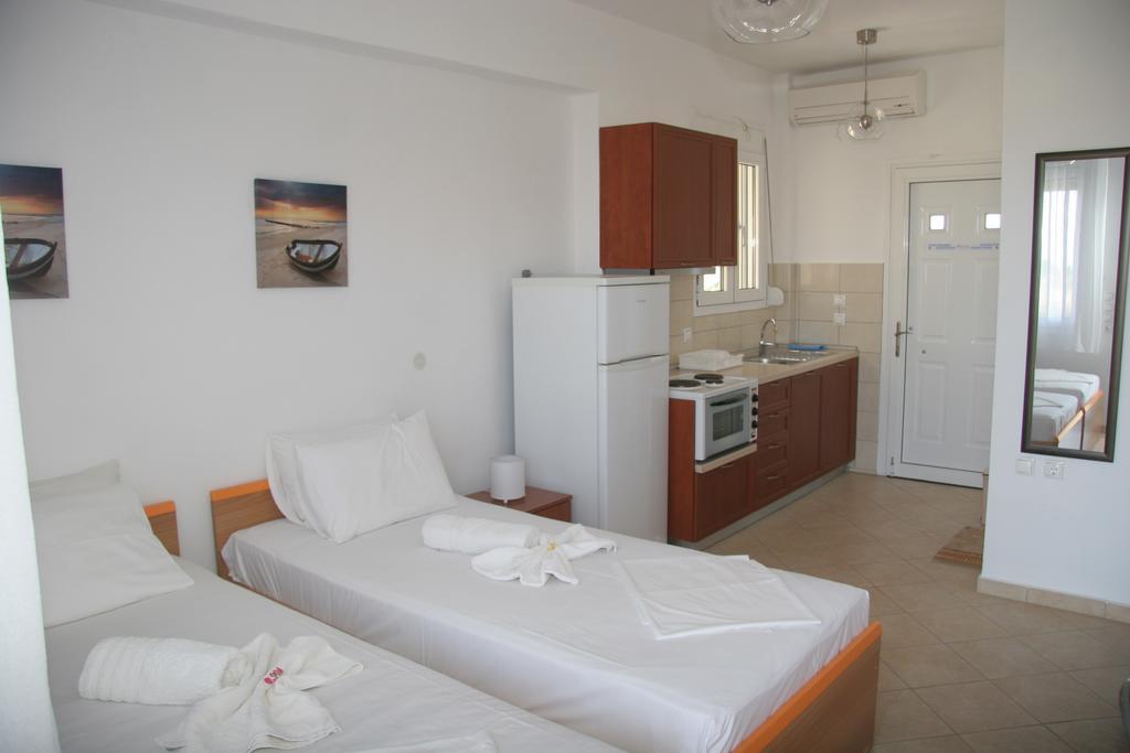 Daniel Studios Kallithea  Luaran gambar