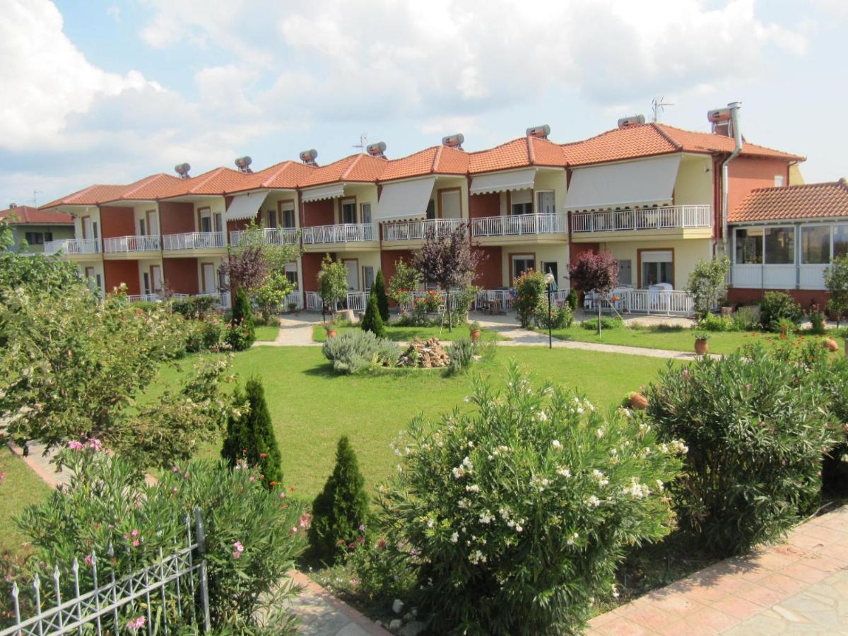 Daniel Studios Kallithea  Luaran gambar