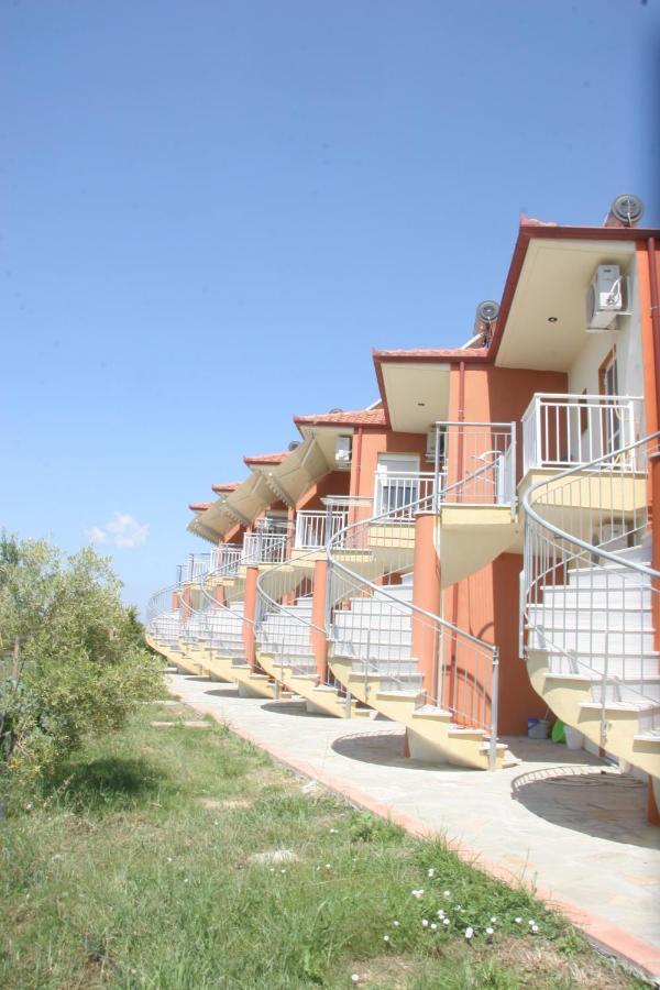 Daniel Studios Kallithea  Luaran gambar