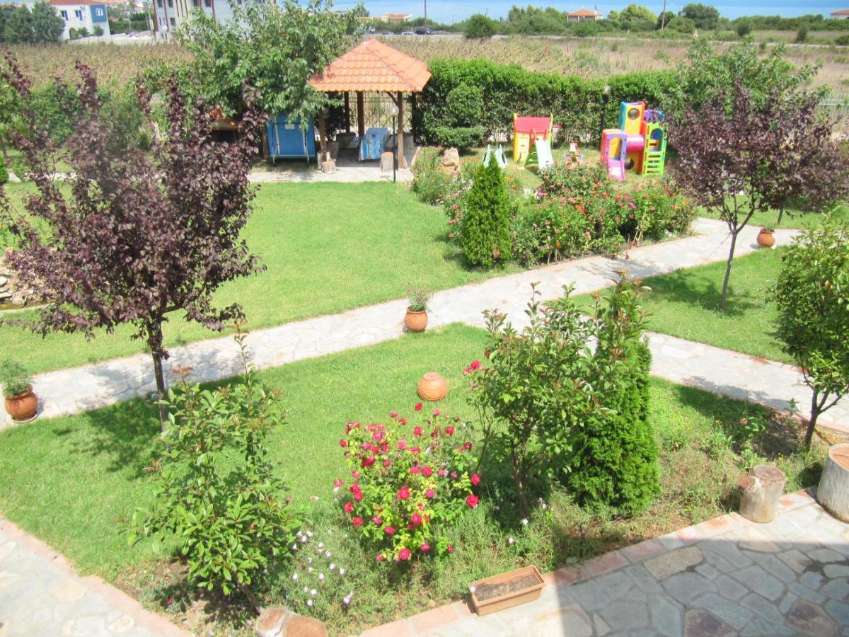 Daniel Studios Kallithea  Luaran gambar