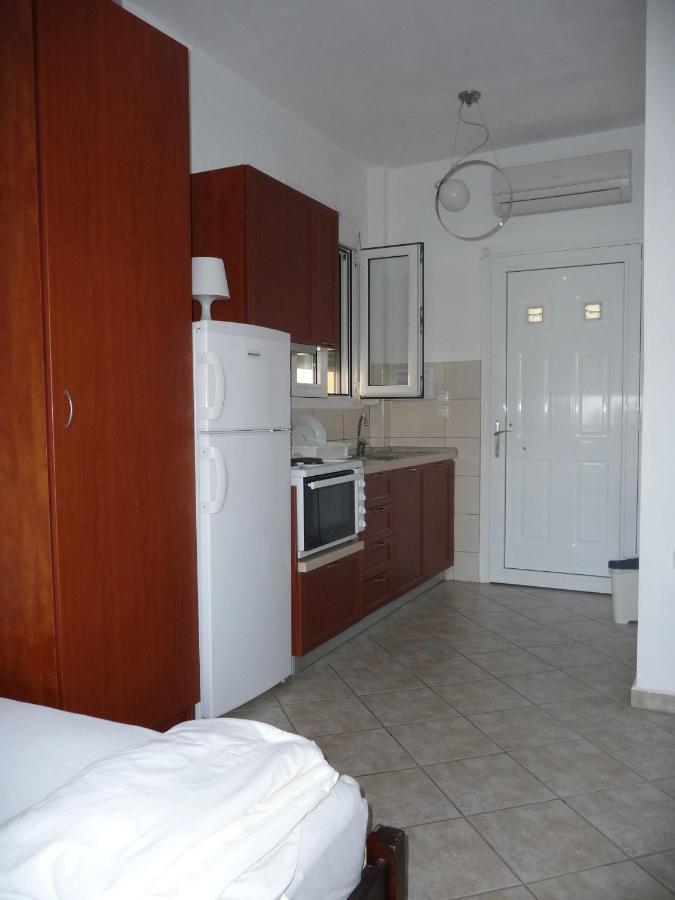 Daniel Studios Kallithea  Luaran gambar